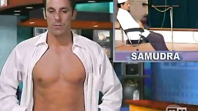 Naked News: Unleashed Desire!