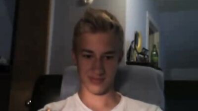 Young Blissful Omegle Encounter: Exploring Gay Porns Amateur Scene!