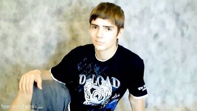 Kodys Gay Solo Adventure: Exploring His Sexuality