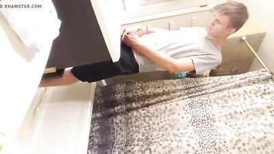 Golden Cum Shots - Amateur Blond Boys Cam10884!