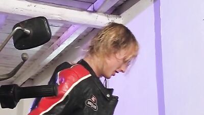 Straight Boys Rimming Delights: The Ultimate Anal Experience!