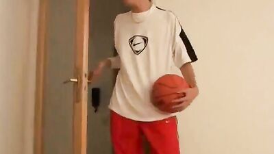 Nike boy XXX: Hardcore Gay Porn Action with Muscular Guys!