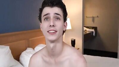 Young Taking Loads : the Reward - Cum-eating Facial Twink