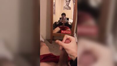 Eli Cumming XXX: Ultimate Cum Shots Explosion!