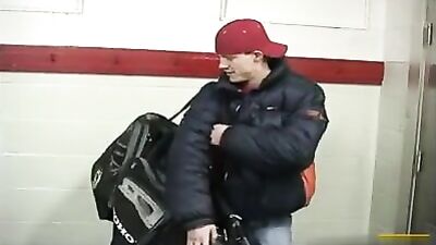 Str8 Canadian Criss Hardcore Wanking in the Shower!