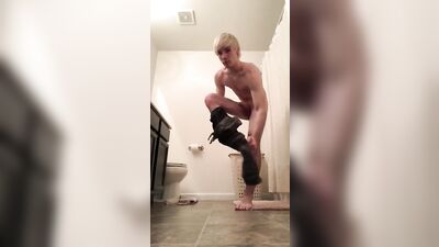 Big Hot Blond: The Return of the Hottest Blonde in Gay Porn!