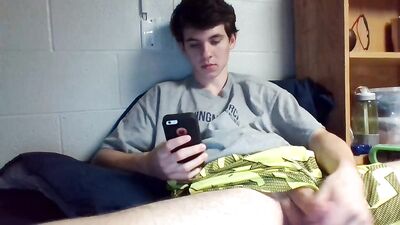 Webcam Wanking & Handjobs: Brodsterr Returns!