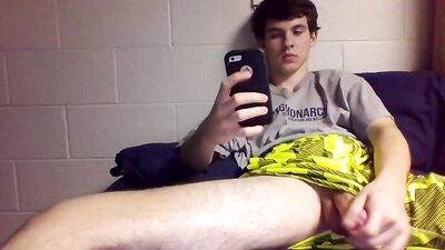 Webcam Wanking & Handjobs: Brodsterr Returns!