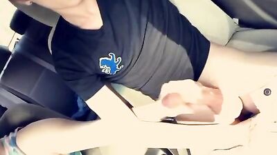 Getting handjob while driwing