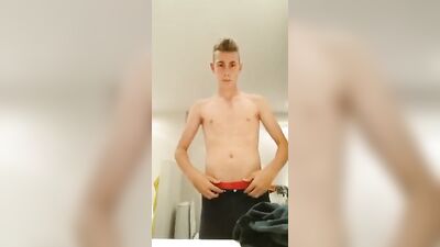Young Boy Nice Big Cock Balls!: The Ultimate Gay Porn Experience