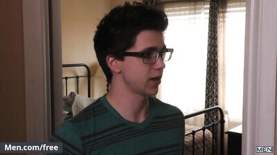 BIG COCKS: CUTE GAY NERD GETS HUNKS ASS FUCKED - a hot new release!