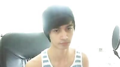 Camshow Revenge: Hardcore Threesome with Hot Studs!