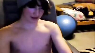 Gay Skater - Solo Web-Cam Adventures: A Hot Gay Porn Video!