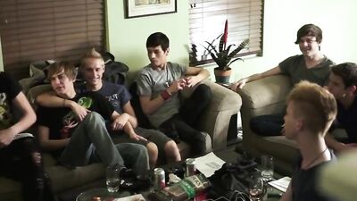 Experience the New Twink Adventure - Horny For The New Twink!