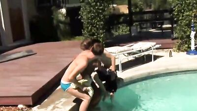 Bench Bareback Threeway Cumshots