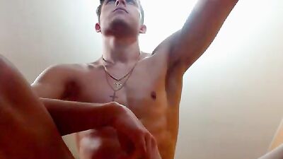 Gay Porn Amateurs - Cum Shots Handjob!