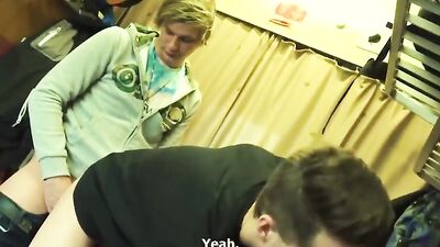 Gay Train Fuck Threesome - Cash Boys Fun!