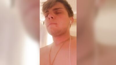 Blond Twink Smiles in the Shower - Handjob Solo