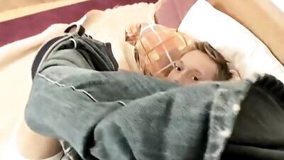 Cumming for Cute Feet - A Gay Porn Adventure!