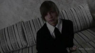 Jumping Blond Boys Cum Shots - Jonass Ultimate Handjob!