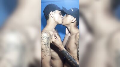 Old Porn: Ixi casalzão - Amature Ass Play Bisexual - Unleash Your Fantasies!