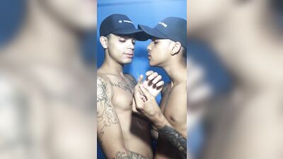 Old Porn: Ixi casalzão - Amature Ass Play Bisexual - Unleash Your Fantasies!