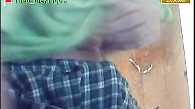 Stickam Stunner: Steamy Hot Sex with Web-Cam Men!