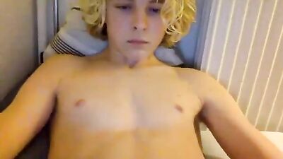 Blondies Amateur Big Cock Adventure: Exploring the Fruits of Passion!