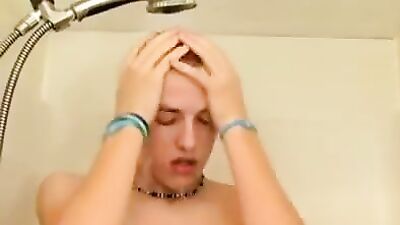 Big Cocks Handjob: M Vid 4167 bigwacu With A 9 Inch Dick!