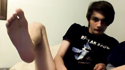 Soles Toes and Licking: Gay Foot Fetish Adventure!