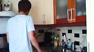 Kitchen Cumshots - Seans Steamy Cooking Show!