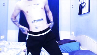 Tattoo Stud Shows Ass And Cock 2: Straight Boys Turn Gay For Web-Cam Fun