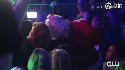 The Divine Mariah Carey: The Ultimate Gay Christmas Fantasy!