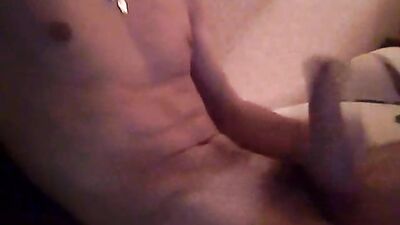 Branlettes Amateur Cum Shots & Handjobs: The Ultimate Gay Porn Experience!