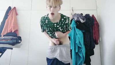New Blondie: Gay Porn Adventures with the Hottest Brunettes!