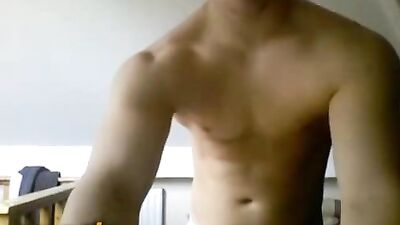 Solo Workout Web-Cam Wanker: Stretching Your Muscles and Pleasure Points