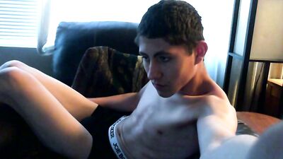 Amateur Bisexual First Time Solos: Exploring New Heights!