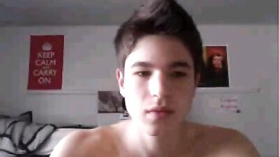 Gay British Handsome Lad Solo Porn Video!