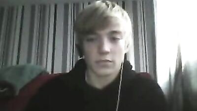 Blond Scot-Web Cam Boy Fantasies: Blissful Pleasures Await!