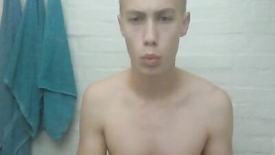 Blond Solo Boy Web-Cam Delight