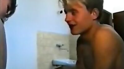 Vintage Threesome XXX: Action Amature Bareback Adventure