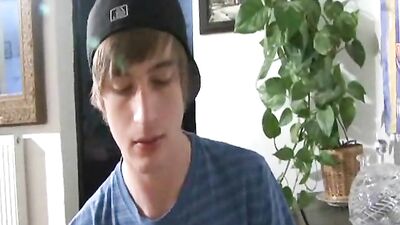 Gay Tube - Homemade Twinks Live Sex Caught on Cam Exposed