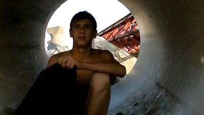 Jerking in a tube - Public Outside Solo Web-Cam