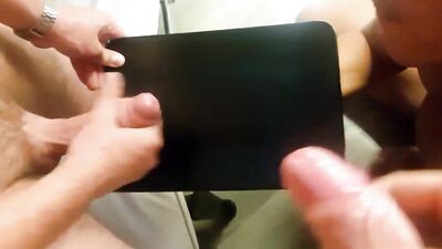 Cumming with Cumshot Lovers: A Gay Porn Video for the Ultimate Orgasmic Experience!