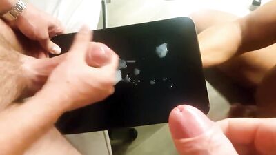 Cumming with Cumshot Lovers: A Gay Porn Video for the Ultimate Orgasmic Experience!