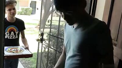 Bareback Cum Shots Oral Fucking Pizza: The Ultimate Gay Sex Experience!