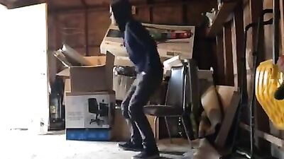 Garage Neighborhood Hook-up: Hardcore Gay Porn Action