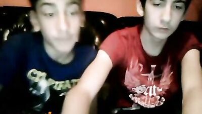 Gay Porn Sofa Duo: Exploring the Solo Web-Cam Experience!