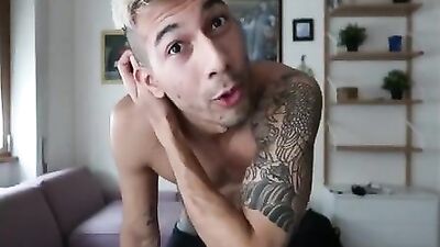 Young Bareback Lovers: Teenagers Raw Sex Adventure