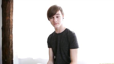 Skylars Saucy Solo HD: Action Ass Play with Big Cocks!